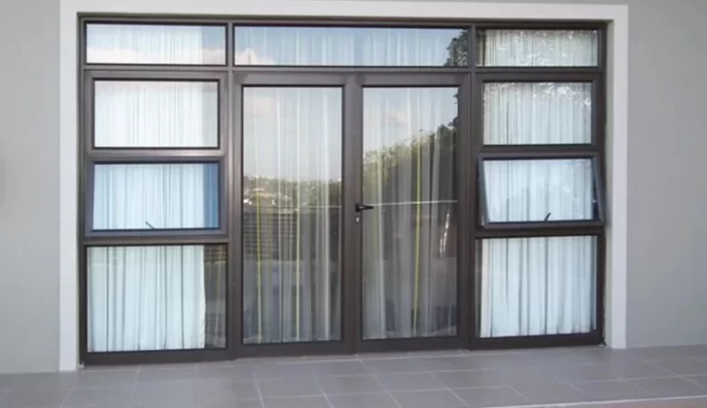 مقایسه درب آلومینیومی با UPVC