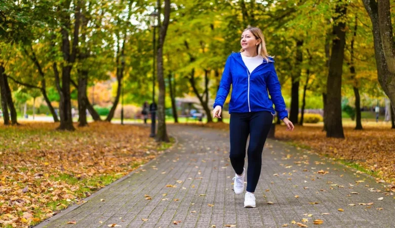 جدیدترین ترندهای پیاده‌روی 2025؛ ترکیب تکنولوژی، طبیعت و تندرستی